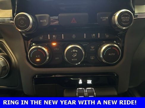 Used 2024 RAM 1500 Laramie image 22