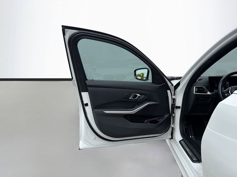 Certified 2024 BMW 330i Sedan image 21