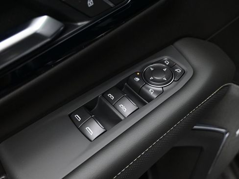 New 2026 Chevrolet Suburban Premier AWD/4WD image 13