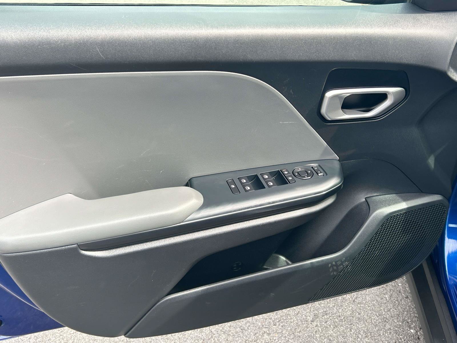 Used 2025 Kia K4 FWD image 27