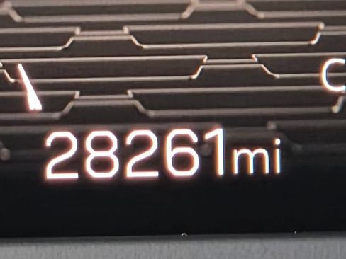 Used 2025 GMC Acadia Denali FWD image 22