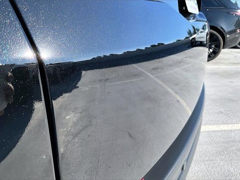 Used 2023 Land Rover Discovery Sport S image 22