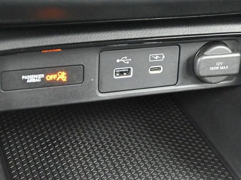 Used 2025 Honda CR-V EX image 18