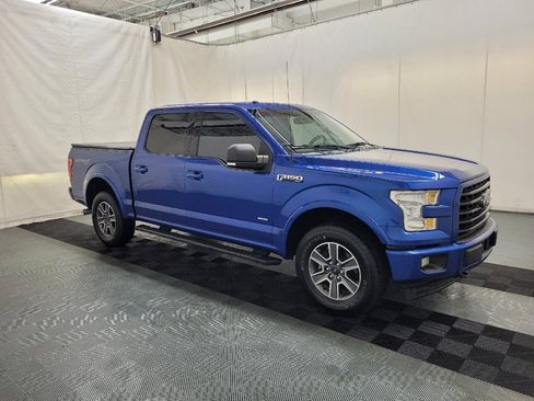 Used 2017 Ford F150 XLT w/ Equipment Group 302A Luxury AWD/4WD image 11