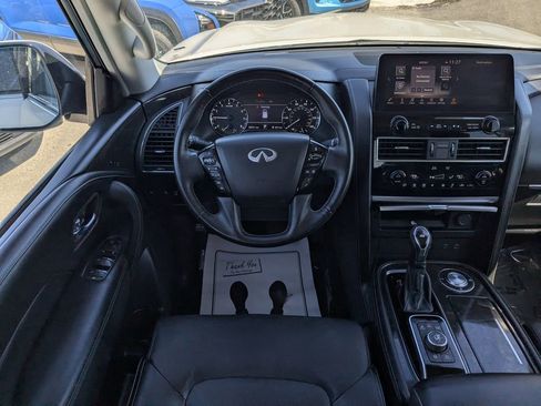 Used 2024 INFINITI QX80 Luxe image 16