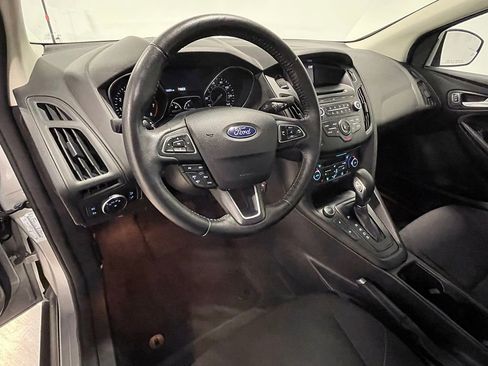 Used 2017 Ford Focus SE image 19