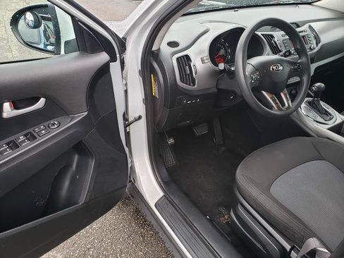 Used 2015 Kia Sportage LX AWD/4WD image 12