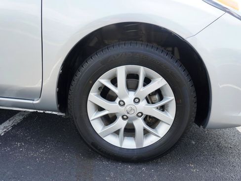 Used 2017 Nissan Versa SV w/ SV Special Edition Package FWD image 38