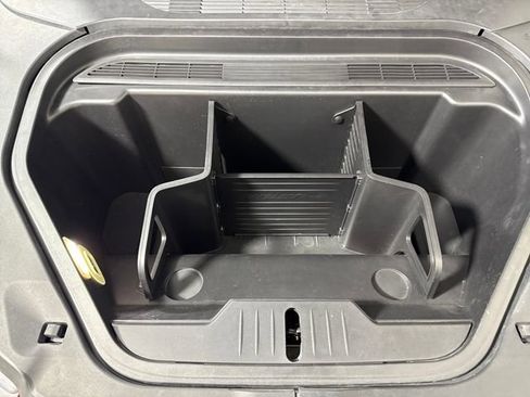 Used 2021 Ford Mustang Mach-E Premium image 32