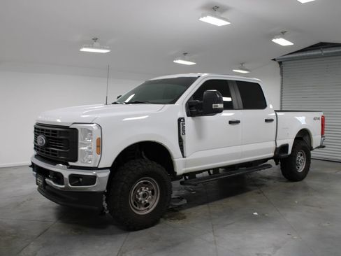 Used 2024 Ford F250 XL w/ XL Off-Road Package AWD/4WD image 4