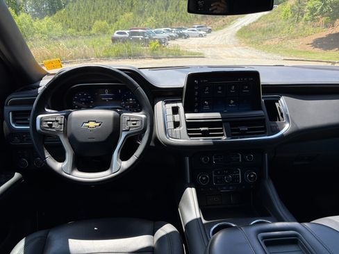 Used 2024 Chevrolet Tahoe LT AWD/4WD image 24