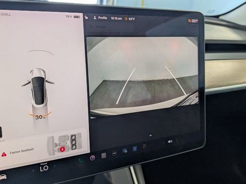 Used 2019 Tesla Model 3 Standard Range image 16