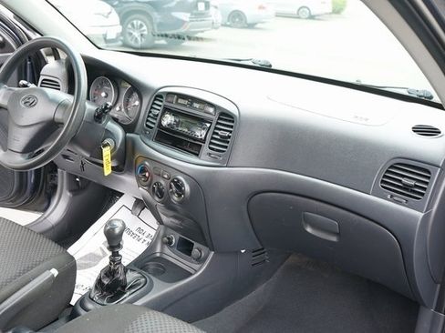 Used 2008 Hyundai Accent GS image 12