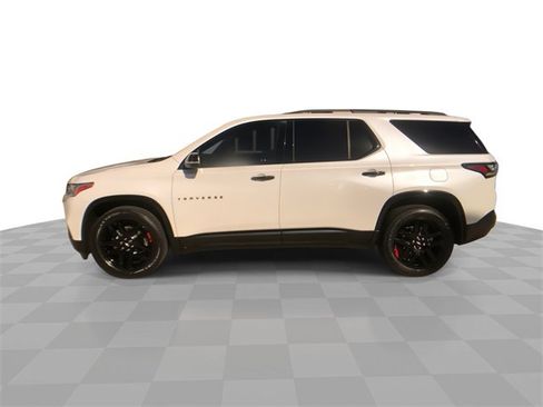 Used 2021 Chevrolet Traverse Premier w/ Redline Edition image 9