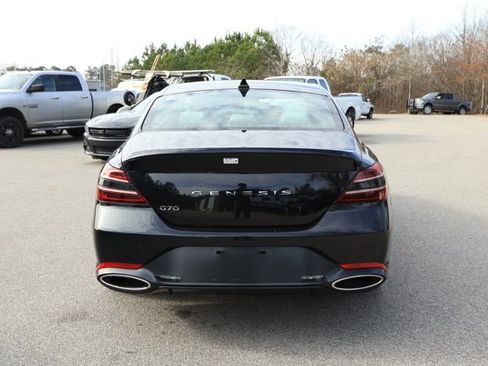 Used 2025 Genesis G70 2.5T image 7