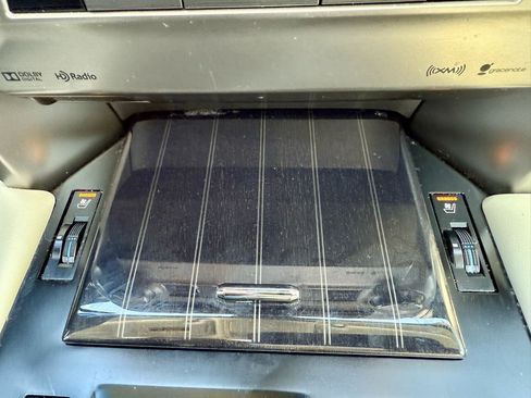 Used 2020 Lexus GX 460 Premium image 36