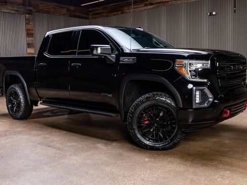 Used 2019 GMC Sierra 1500 AT4 w/ AT4 Premium Package AWD/4WD image 1