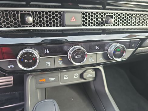 Used 2025 Honda Civic Sport image 21