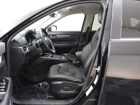 Used 2020 MAZDA CX-5 Touring image 5