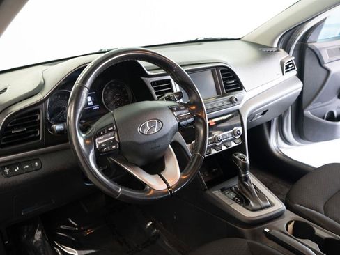 Used 2020 Hyundai Elantra Value Edition w/ Cargo Package (C1) image 8