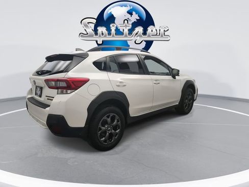 Used 2022 Subaru Crosstrek 2.5i Sport w/ Moonroof Package image 9
