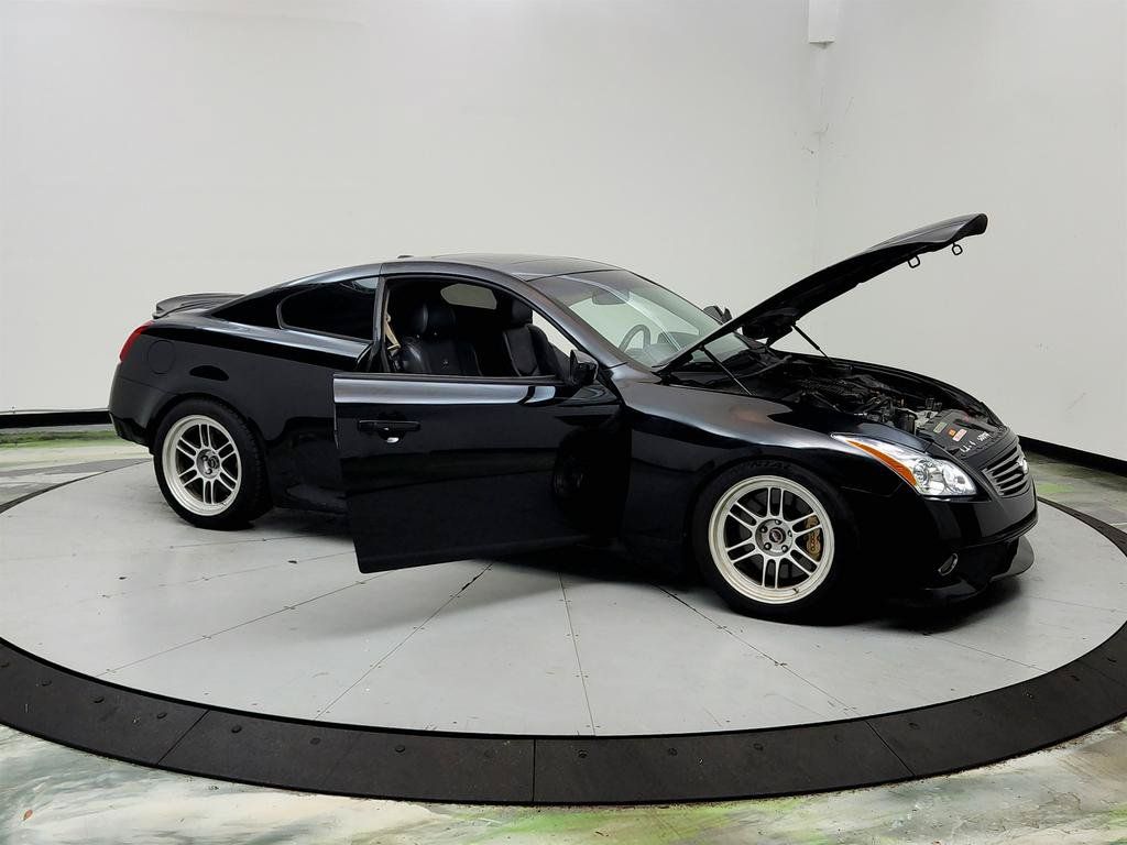 Used 2014 INFINITI Q60 Sport RWD image 10