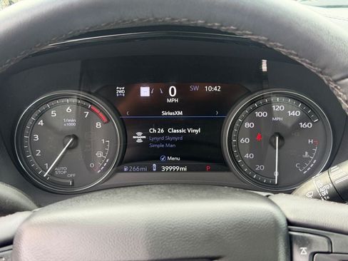 Used 2023 Cadillac XT6 Premium Luxury w/ Technology Package AWD/4WD image 15