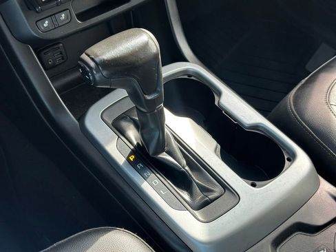 Used 2019 Chevrolet Colorado ZR2 image 39