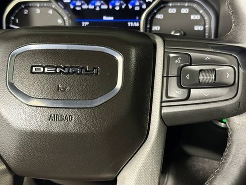Used 2021 GMC Yukon Denali w/ Denali Premium Package AWD/4WD image 33