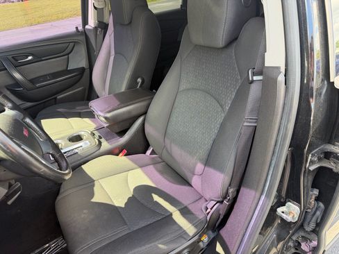 Used 2016 GMC Acadia SLE FWD image 10
