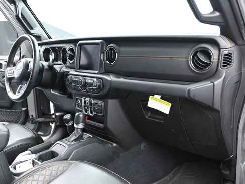 Used 2023 Jeep Wrangler Unlimited Sahara image 35