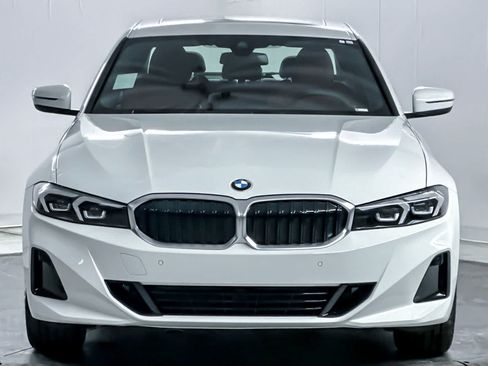 Used 2026 BMW 330i Sedan RWD image 10