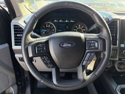Used 2016 Ford F150 XLT w/ Equipment Group 302A Luxury RWD image 34