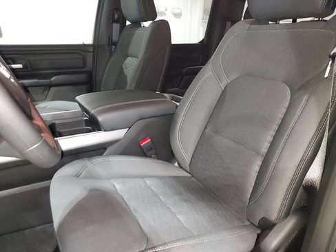 New 2026 RAM 1500 Express AWD/4WD image 17