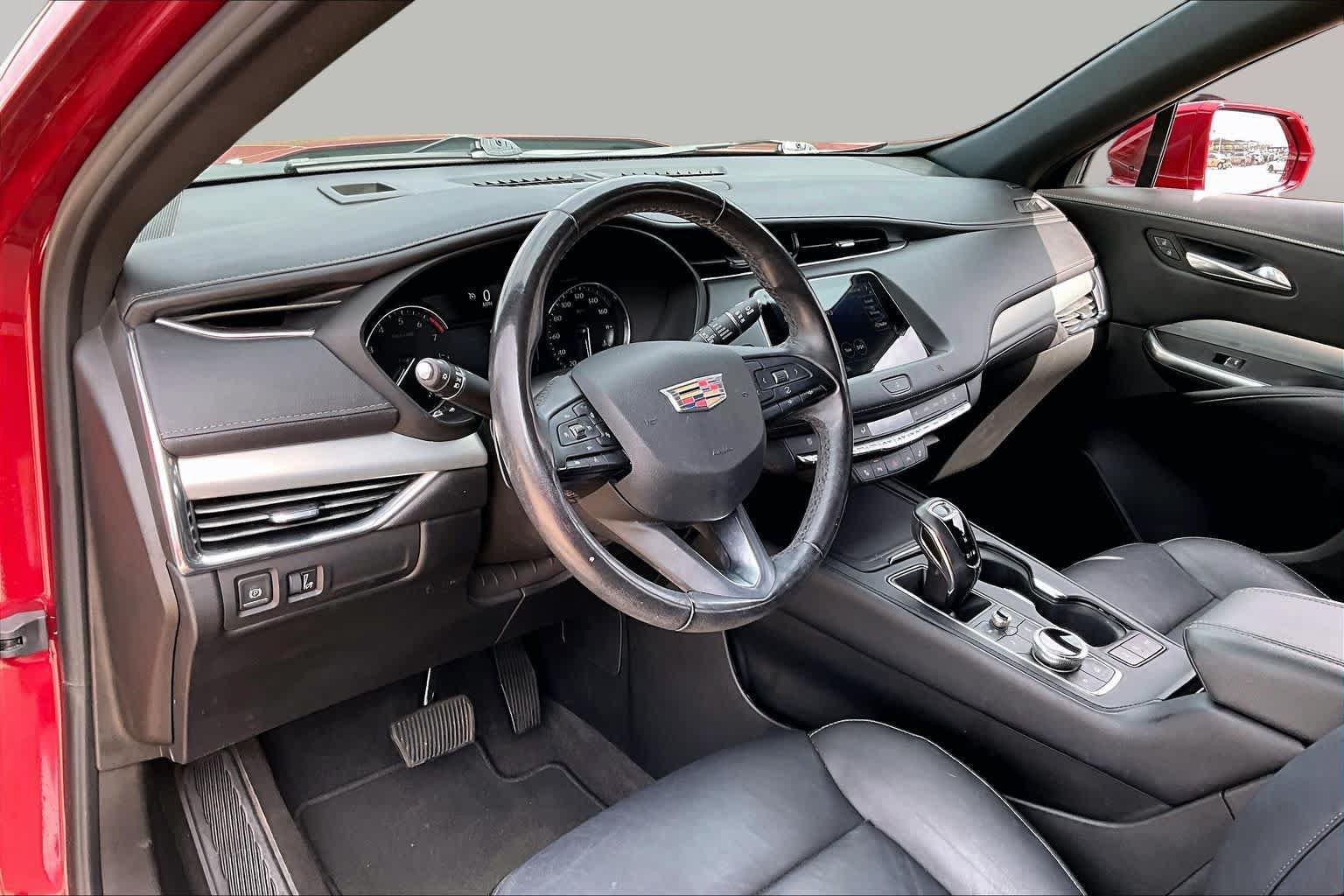 Used 2019 Cadillac XT4 Premium Luxury w/ Cold Weather Package FWD image 17