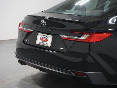 Certified 2025 Toyota Camry SE image 9