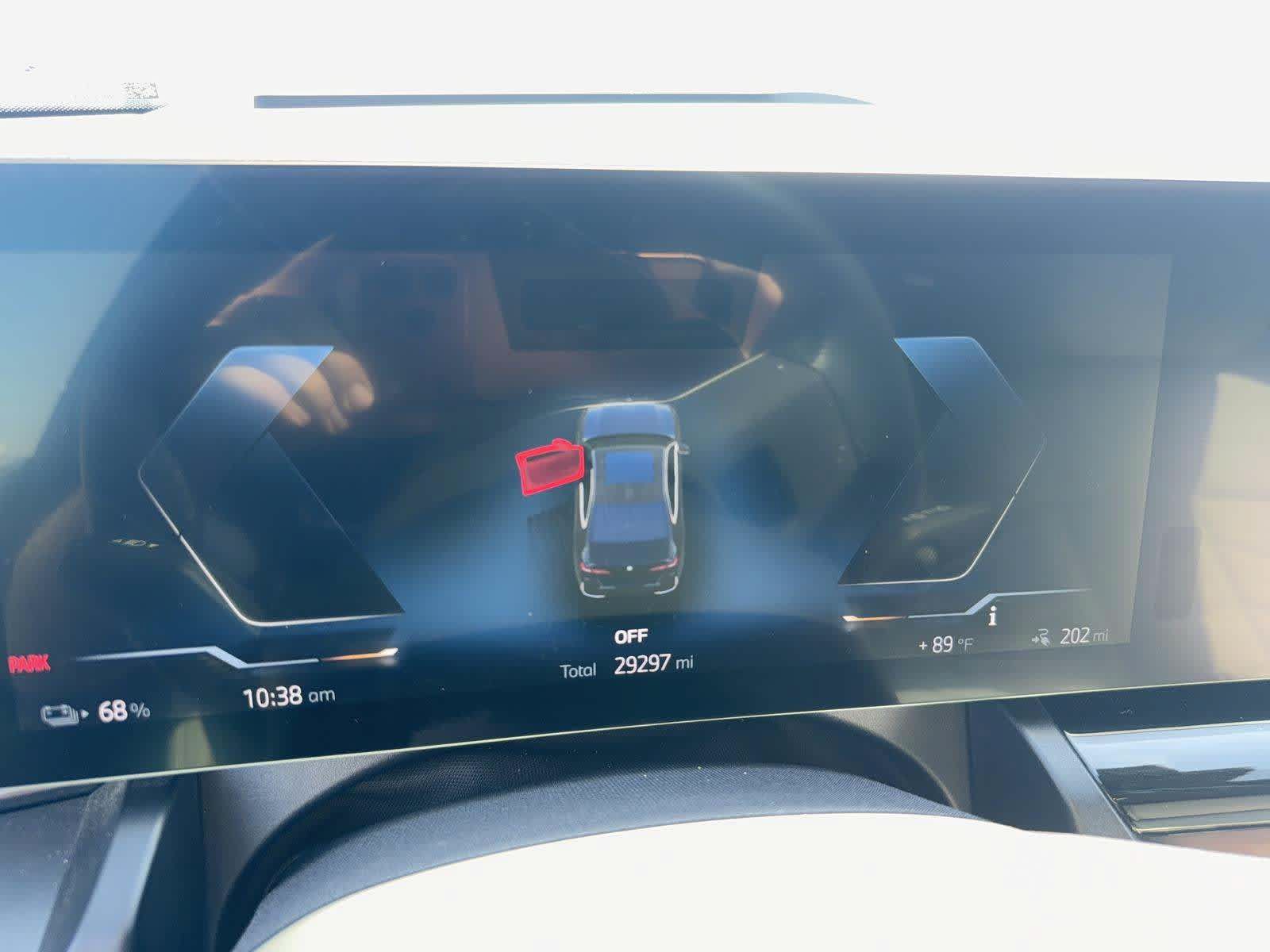 Used 2024 BMW i5 eDrive40i w/ Premium Package RWD image 9
