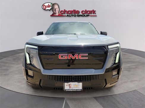 New 2026 GMC Sierra EV Elevation image 8