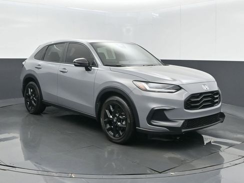 Certified 2025 Honda HR-V Sport image 1