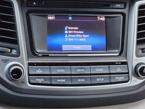 Used 2016 Hyundai Tucson SE w/ Option Group 02 image 12