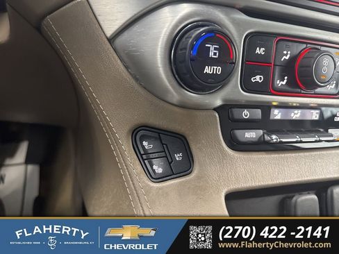 Used 2015 GMC Yukon XL SLT w/ Open Road Package image 29