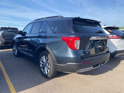 Used 2023 Ford Explorer XLT w/ Equipment Group 202A AWD/4WD image 11