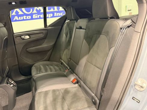 Used 2022 Volvo XC40 P8 Recharge Plus AWD/4WD image 21