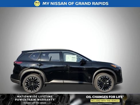 New 2026 Nissan Rogue Dark Armor AWD/4WD image 7