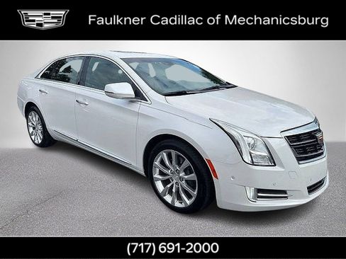 Used 2017 Cadillac XTS Luxury w/ Driver Awareness Package FWD image 3
