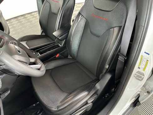 Used 2023 Jeep Compass Trailhawk image 24