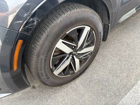 Used 2021 Kia Sorento EX FWD image 7