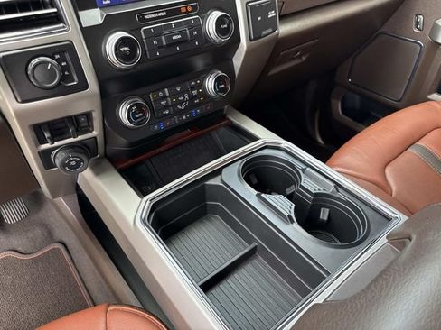Used 2021 Ford F450 King Ranch w/ King Ranch Ultimate Package AWD/4WD image 25