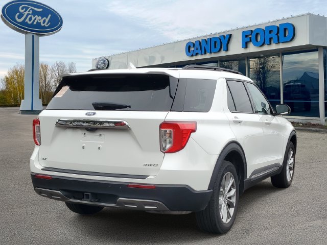 Used 2024 Ford Explorer XLT w/ Equipment Group 202A AWD/4WD image 4