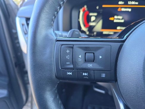 Used 2023 Nissan Rogue Platinum w/ Platinum Premium Package image 31